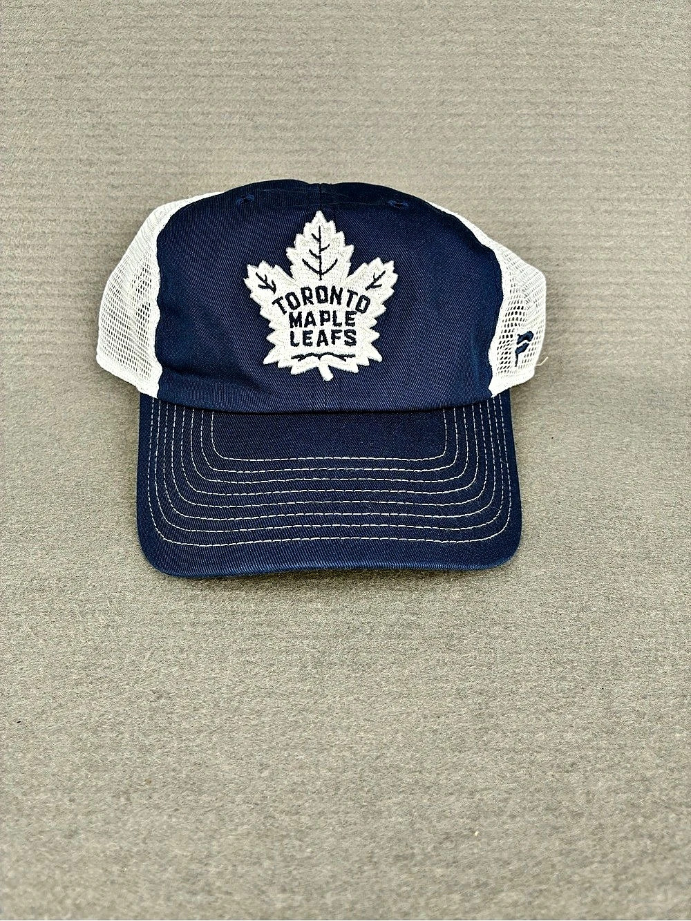 Fanatics Toronto Maple Leafs Core Primary Logo Trucker Adjustable Snapback Hat